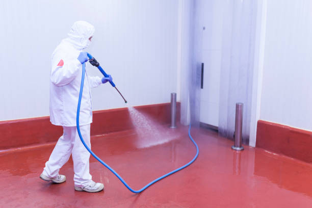 Best Animal Enclosure Cleaning  in Avon, MN